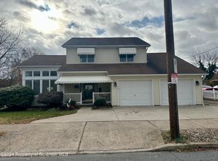 88 Dagobert St, Wilkes Barre, PA 18702