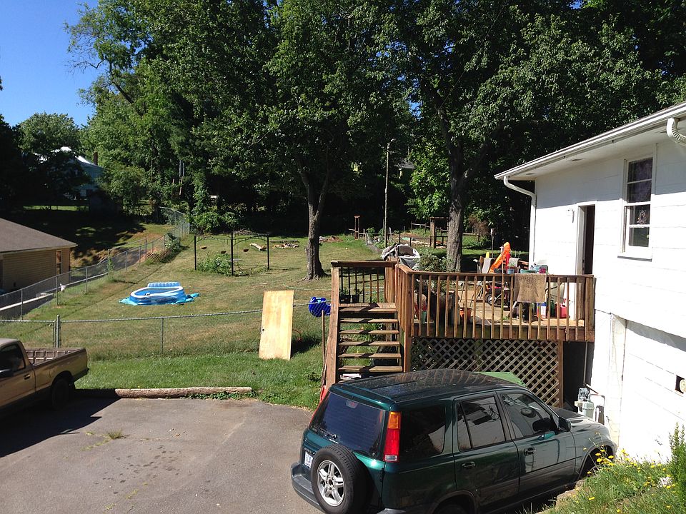 2nd image of 71 New Jersey Ave