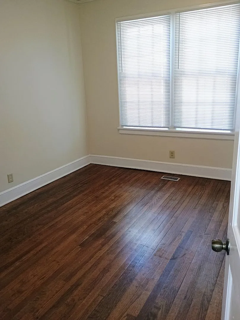 McKinley St, 1015 Apt. 6 — Photo 3