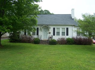 811 College Dr, Gaffney, SC 29340