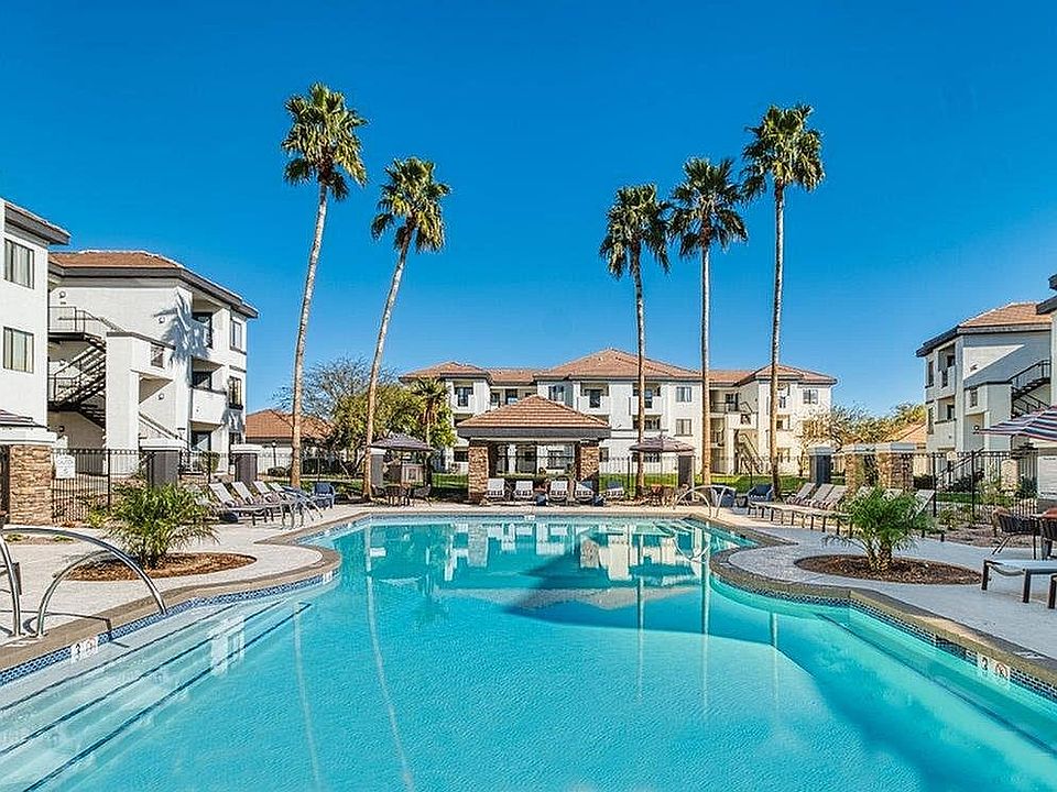 Sparkling Poolside Paradise