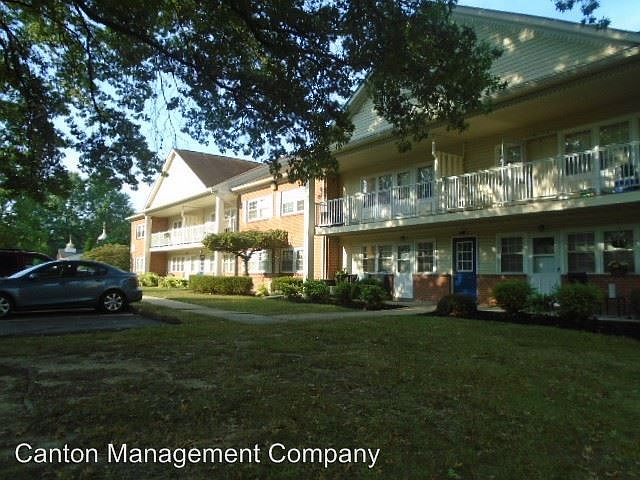 1st image of 600 N Hickory Ave APT 8