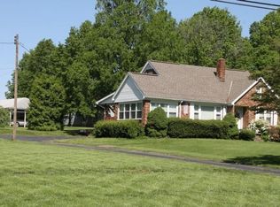 7412 Oak Hill Rd, Evansville, IN 47725