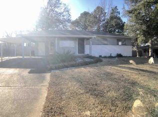 2125 Upper Dr, Pearl, MS 39208