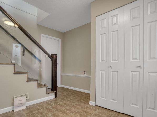 8607 Tulsy Cres W, Surrey, BC V3W 6C5