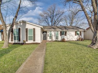 1109 Pleasant Valley Rd, Garland, TX 75040