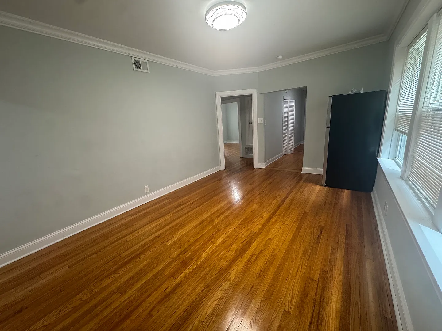 2 bed, 1500 sqft, $2,250 — Photo 4