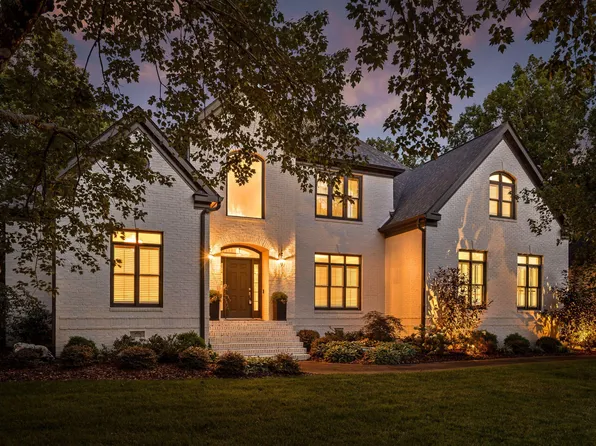 103 Brow View Ln, Signal Mountain, TN 37377