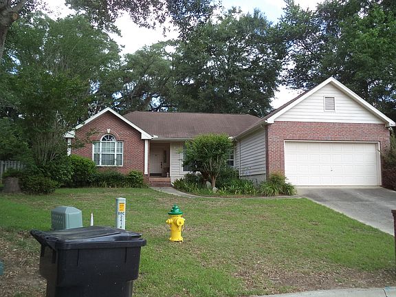3rd image of 2418 Beautyberry Ct