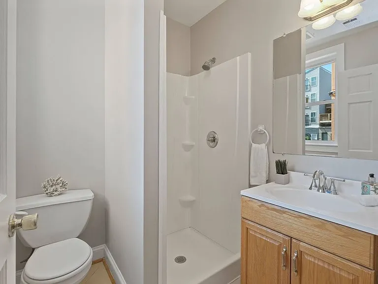 1361 Irving St NW #8 — Photo 14