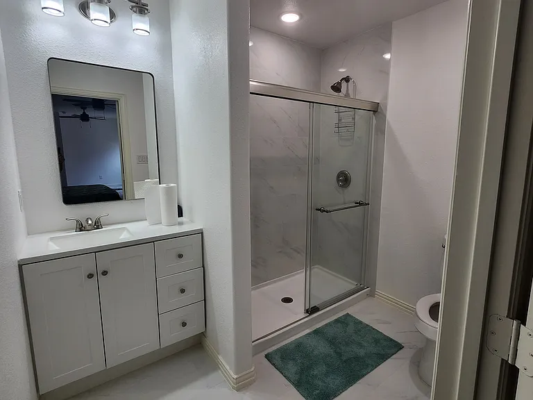 10647 Kingsford Ln — Photo 12