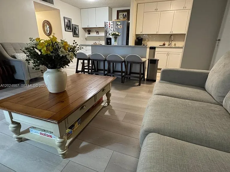 10425 E Clairmont Cir #107 — Photo 5
