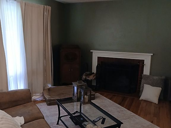 3rd image of 7240 Santa Fe Dr