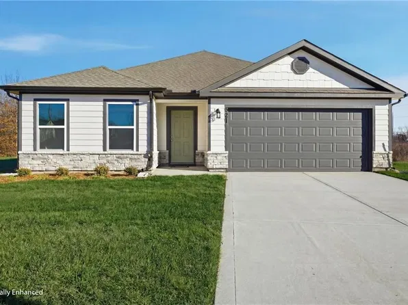 20350 W 195th St, Spring Hill, KS 66083