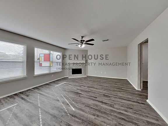 5th image of 19915 Roycroft Ln
