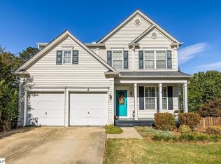 4 Cog Hill Dr, Simpsonville, SC 29681