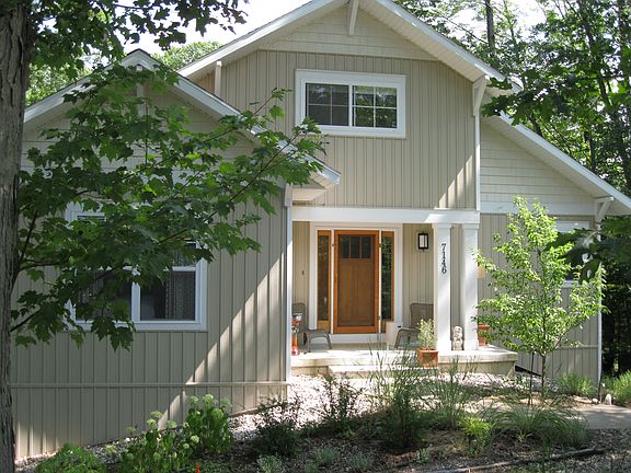 2nd image of 7146 N Crescent Dr