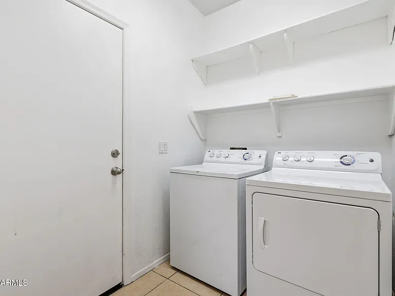 12910 W Corrine Dr — Photo 18