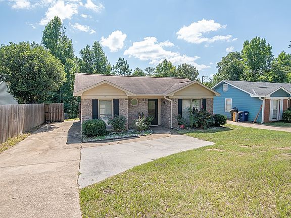 4th image of 416 Pinecrest Dr