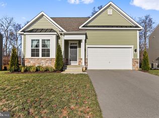 126 Strathmore Way W, Martinsburg, WV 25403