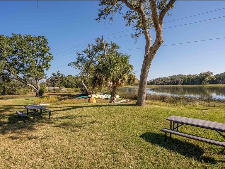 1255 Ponce Island Dr #777 — Photo 29