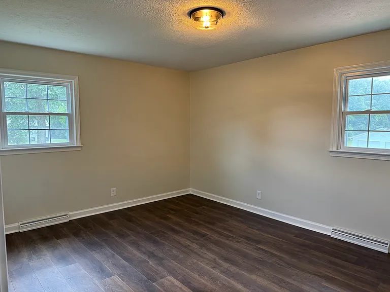 3939 Lewiston Rd — Photo 13