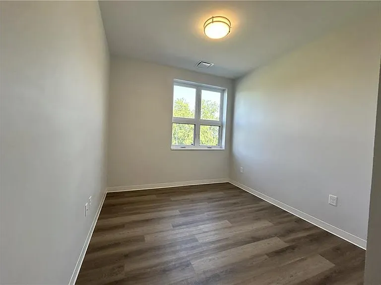 217 Miller Ave — Photo 8