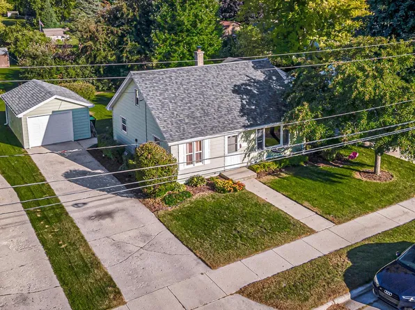 1908 Plymouth STREET, New Holstein, WI 53061