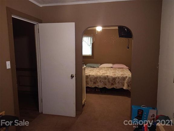 4th image of 40 Turtle Dove Ln