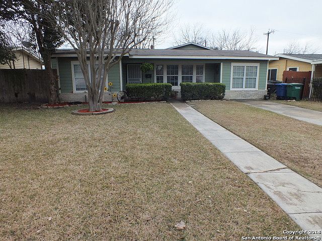 1st image of 150 Savannah Dr