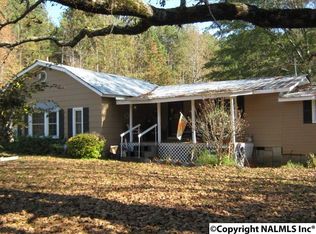186 N Strickland Rd, Falkville, AL 35622