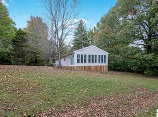1479 Woodland Dr, Cadiz, KY 42211
