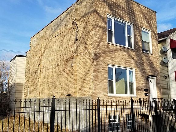 2nd image of 2738 W Gladys Ave