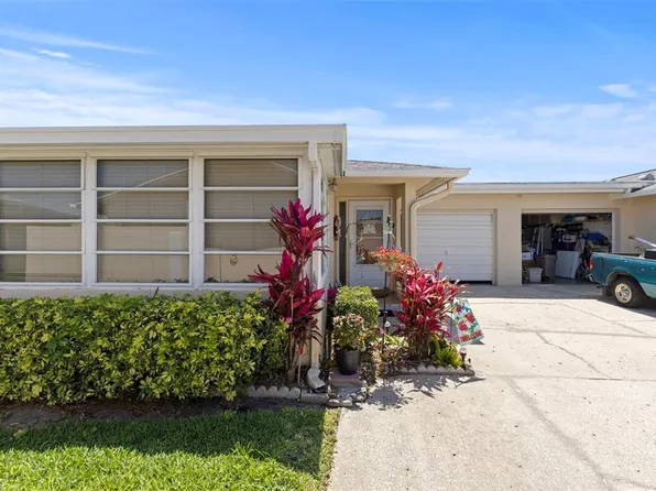 2735 Sherbrooke Ln APT D, Palm Harbor, FL 34684