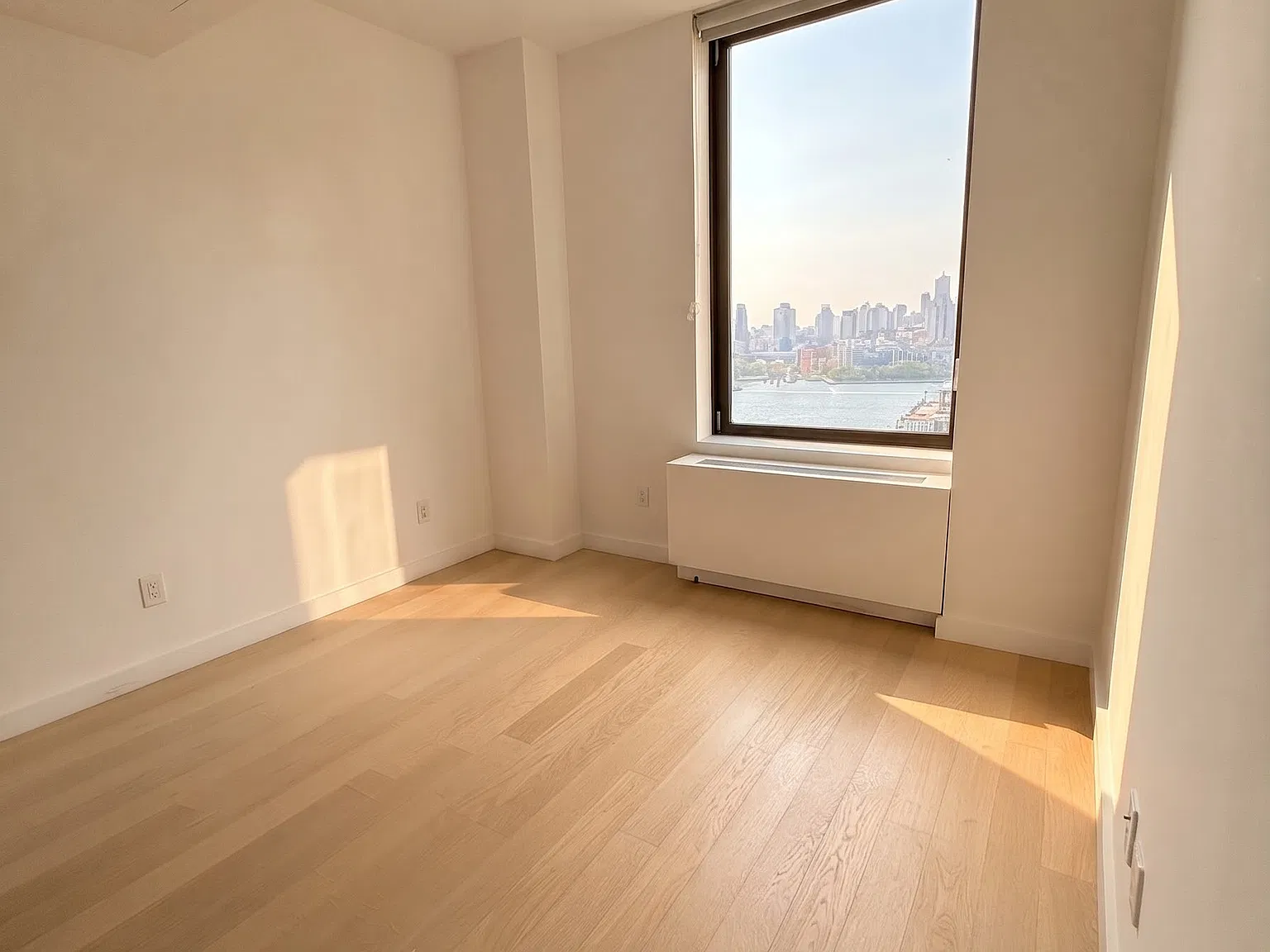 29 Cliff Street — Photo 2