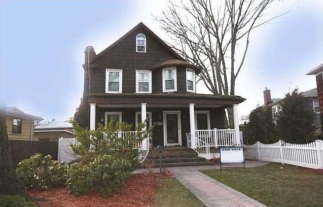 1st image of 808 Jewett Ave