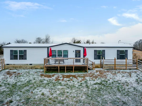 2475 S Wesley Chapel Rd, Greeneville, TN 37743