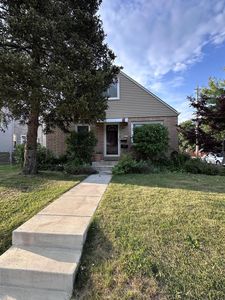 2934 East Armour AVENUE, Saint Francis, WI, 53235