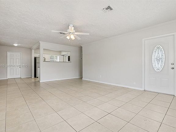 4th image of 2817 SW 8th Street