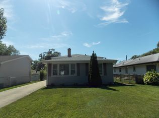 388 N Maple Ave, Wood Dale, IL