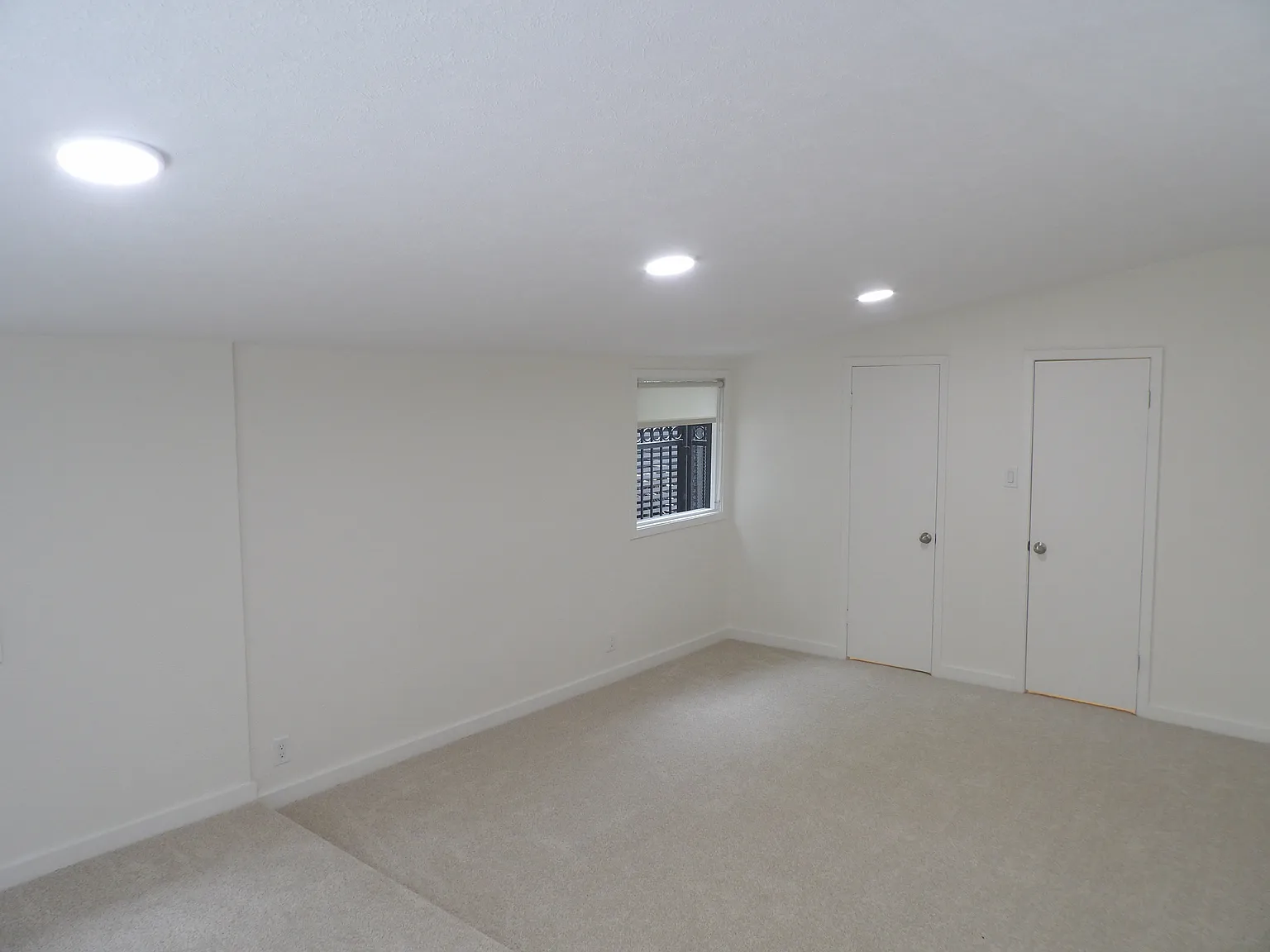 2 bed, 1.5 bath, 1054 sqft, $2,995 — Photo 4