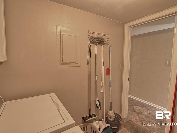 5th image of 327 E Beach Blvd APT 1A