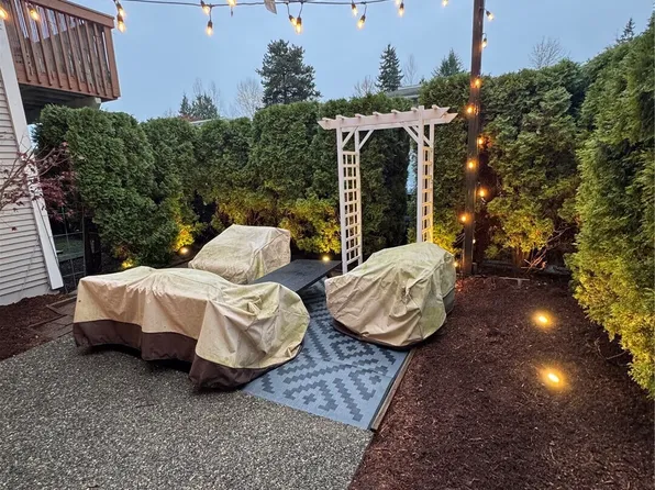 17302 NE 45th St 103, Redmond, WA 98052