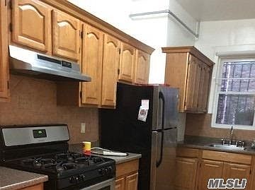 2nd image of 1460 New York Ave #1460