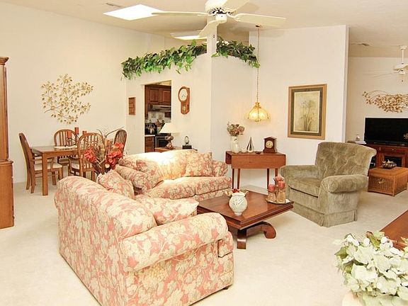 3rd image of 661 N Centre Ct SW APT 101
