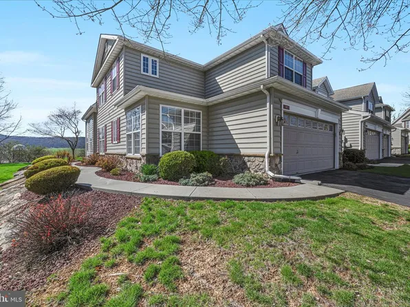 901 Ridgeview Dr, Morgantown, PA 19543