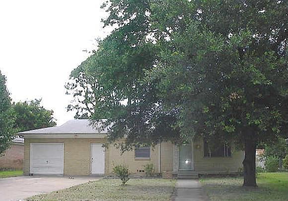 1st image of 2013 Robinwood Dr