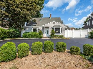 9 Academy Lane, Levittown, NY 11756