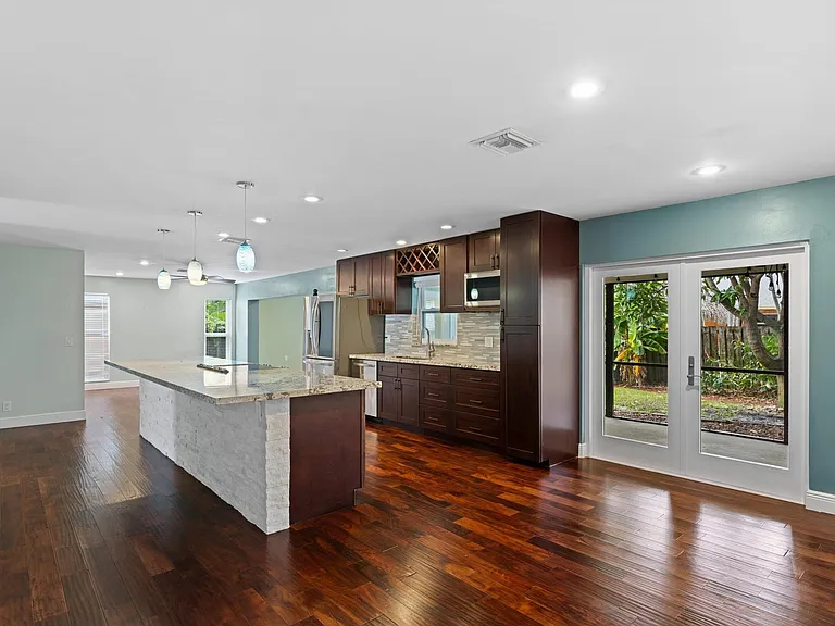 2996 Cardinal Dr — Photo 12