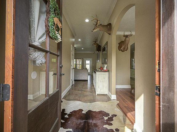 3rd image of 508 Woodland Pkwy